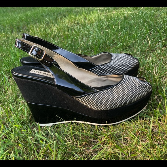 Steve Madden wedge sandals - Picture 2 of 2